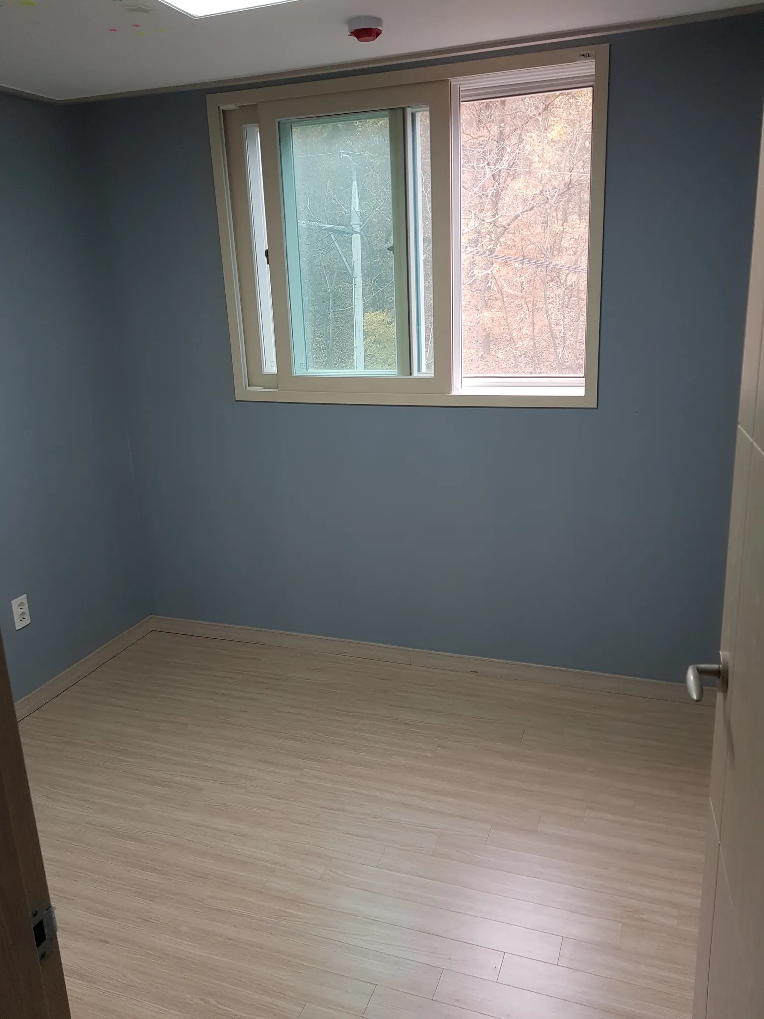 36-pyeong Duplex Cypress-Wood Villa for Sale in Daehap-myeon, Changnyeong, Gyeongsangnam-do photo 3