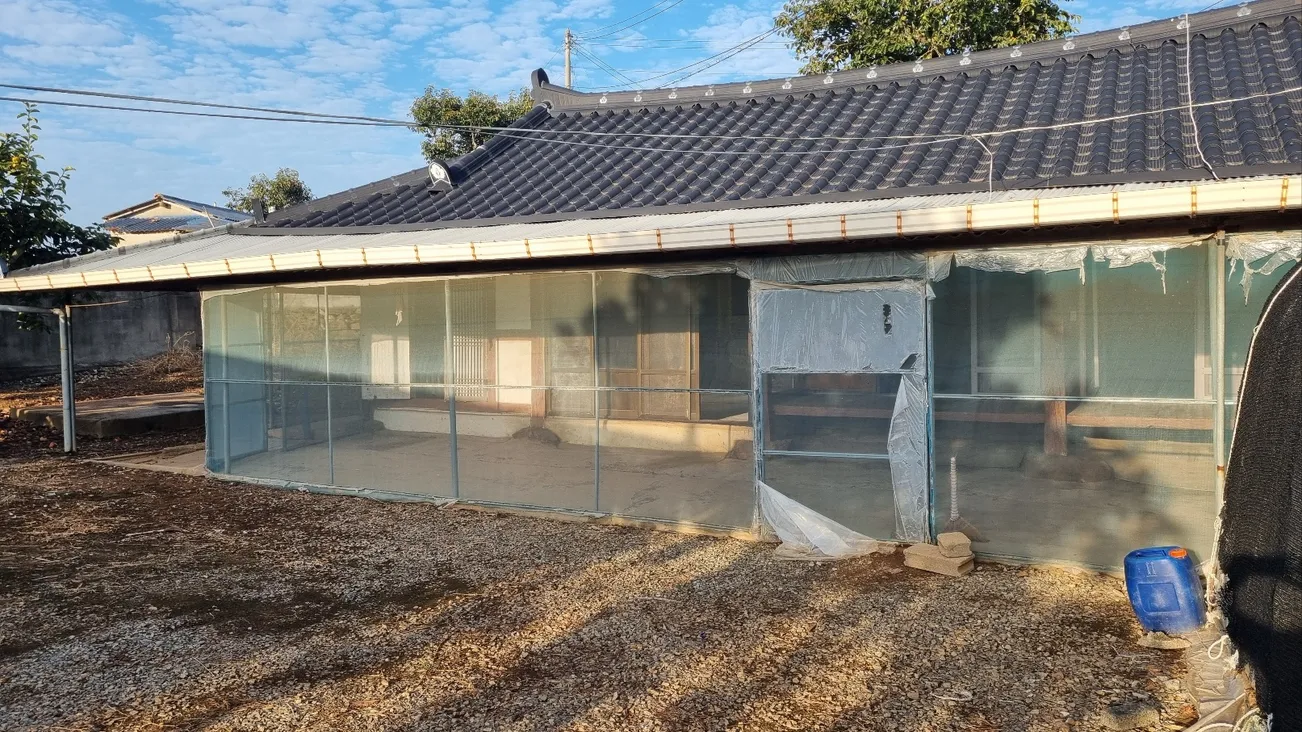 House for Sale on a 192-Pyeong Lot in Hwasan-myeon, Haenam, Jeonnam-Gwangju Integrated Special City photo 2