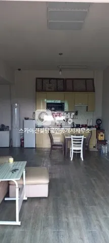 Rural Home with a Yard for Sale in Donggang-myeon, Naju, Jeonnam photo 3