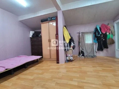Single-Story House for Sale in Geumcheon-myeon, Naju, Jeonnam-Gwangju, 660.99㎡ Land photo 4