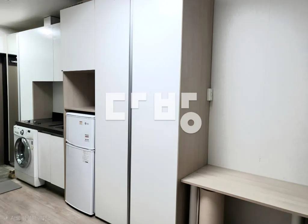 Studio Apartment for Sale in Hwayang-dong, Gwangjin-gu, Seoul, 3-Minute Walk to Children's Grand Park Station photo 2
