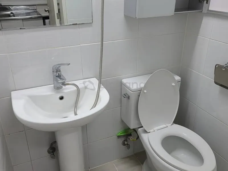 Guro-dong, Guro-gu, Seoul: South-Facing Studio Officetel with Large Room, 6 Minutes from Daerim Station — For Sale photo 4