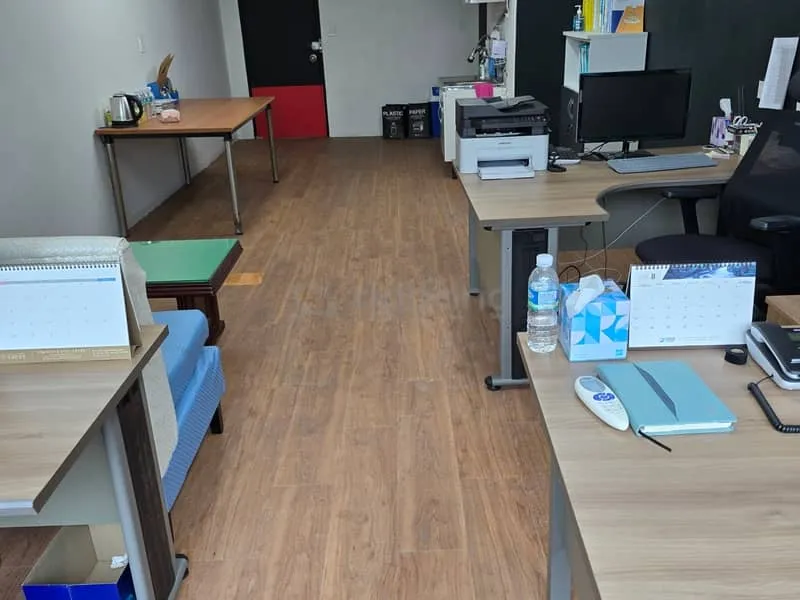 Office officetel for sale in Guro-gu, Seoul, 6 minutes from Daerim Station · Immediate move-in photo 3