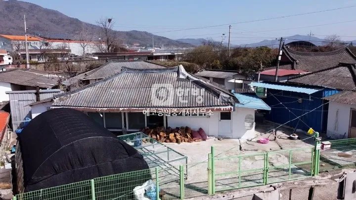 Detached House for Sale in J oseong-myeon, Boseong-gun, Jeonnam-Gwangju Special City, 232㎡ of Land photo 2