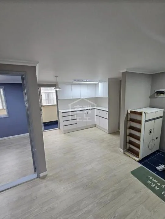 Remodeled Apartment for Sale in Mokpo, Jeonnam-Gwangju Integrated Special City photo 4