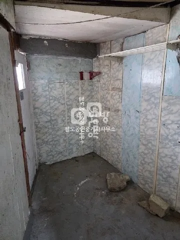 Single-Story Detached House for Sale in Daeseong-dong, Mokpo, Jeonnam-Gwangju, with 4 Bedrooms and a Small Yard photo 4
