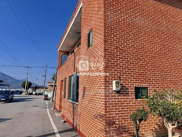 Two-Story Country House for Sale in Gwansan-eup, Jangheung-gun, Jeonnam-Gwangju Integrated Special City, 196㎡ of Land photo 2