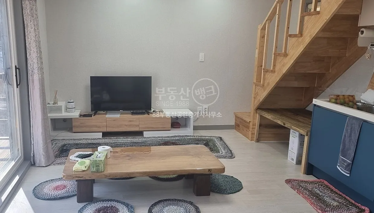 Rural Home for Sale in Jangpyeong-myeon, Jangheung, Jeonnam; Home Suitable for Two Households photo 3