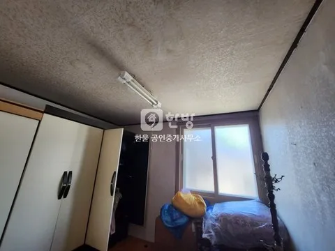 Detached House for Sale in Mokpo, Jeonnam, with a Yard Garden, Single-Story photo 10