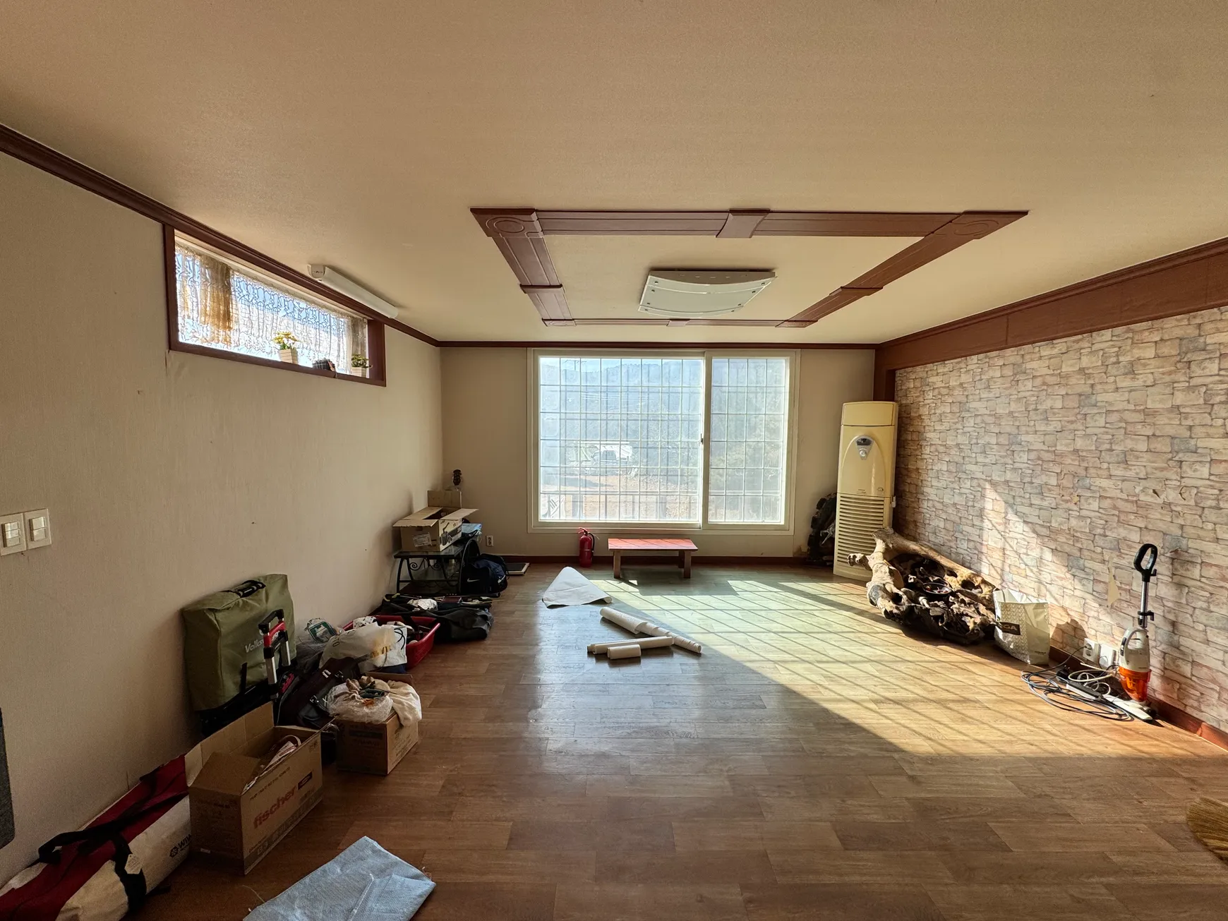 Sunny Country House with a Spacious Yard and Lawn in Deokgok-myeon, Hapcheon-gun, Gyeongsangnam-do photo 9