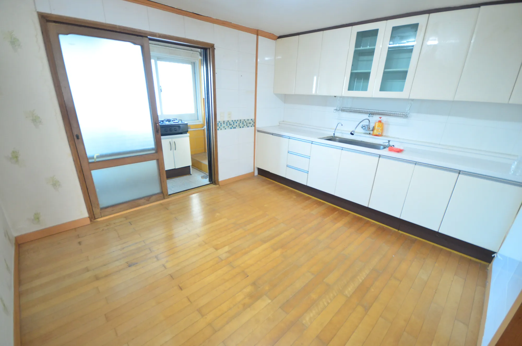 부산 중구 영주동 영주2구역 방 3개 빌라 매매 사진 3