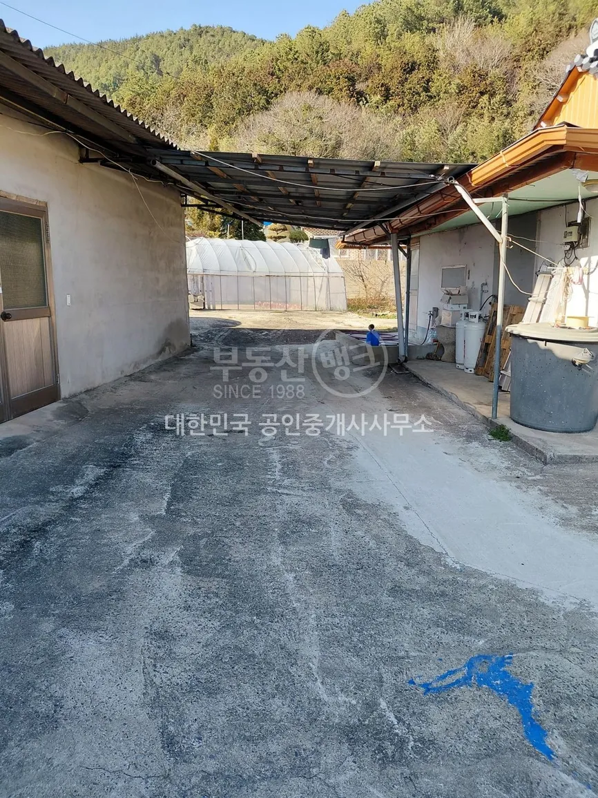 전남광주통합특별시 장흥 용산면, 넓은 마당과 리모델링 한옥 매매 사진 3