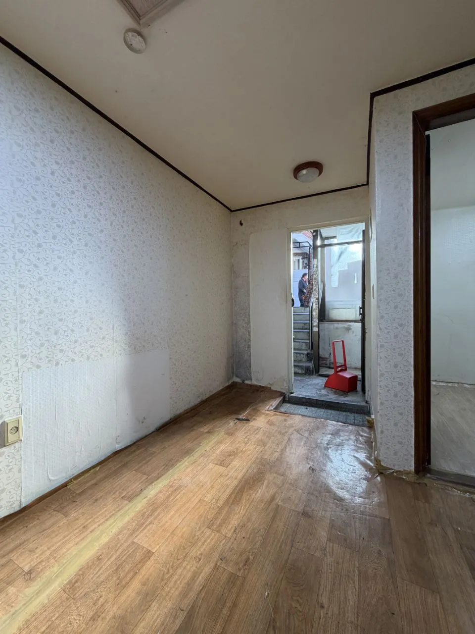 Sale of a Garden-Level Multi-Family Home with a Yard in Eungam-dong, Eunpyeong-gu, Seoul photo 5