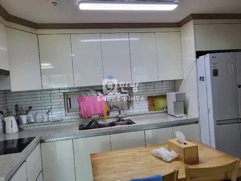 Single-Story Country Home with Solar Panels for Sale in Donghae-myeon, Nam-gu, Pohang, Gyeongbuk photo 9
