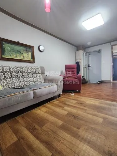 Mindeulle Apartments for Sale in Sangdo-dong, Nam-gu, Pohang, Gyeongsangbuk-do — Partially Renovated · Immediate Move-In photo 7