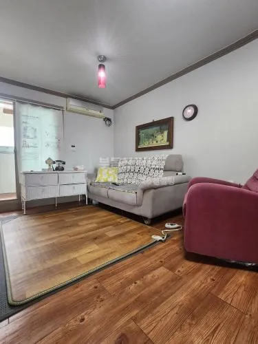 Mindeulle Apartments for Sale in Sangdo-dong, Nam-gu, Pohang, Gyeongsangbuk-do — Partially Renovated · Immediate Move-In photo 5