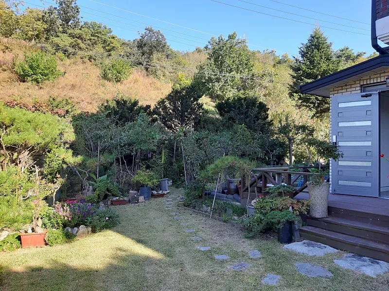Two-Story Detached House for Sale in Yeongdong-eup, Yeongdong-gun, Chungcheongbuk-do, on a Lot of About 153 Pyeong photo 4