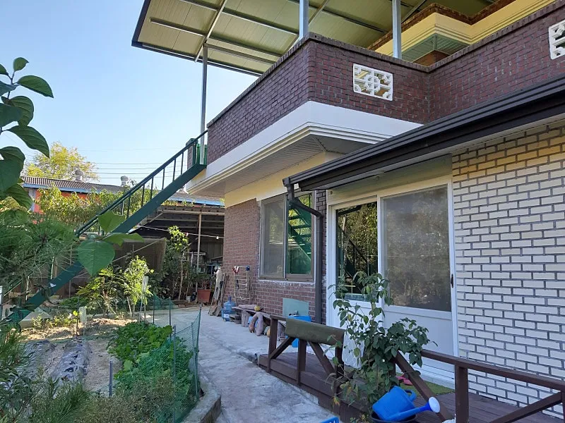 Two-Story Detached House for Sale in Yeongdong-eup, Yeongdong-gun, Chungcheongbuk-do, on a Lot of About 153 Pyeong photo 6