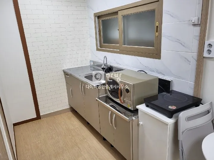 Jeju City, Donam-dong, Jeju Island: Single-Story Detached House for Sale, Two Studio Units with a Rooftop photo 7