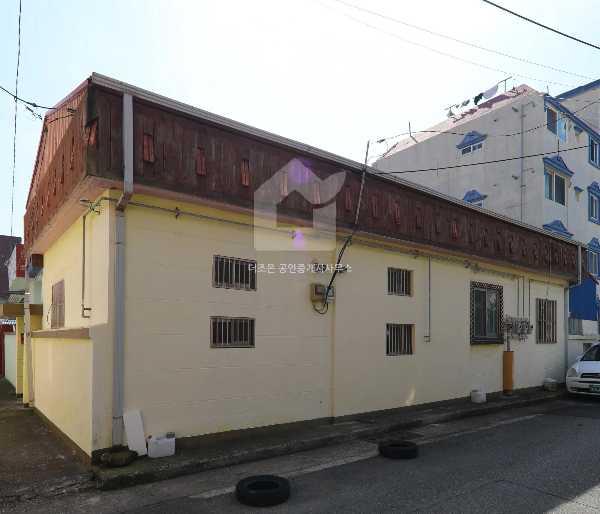 Detached House for Sale in Songdo-dong, Nam-gu, Pohang, Gyeongsangbuk-do, Near Songdo Beach and Jukdo Fish Market photo 2