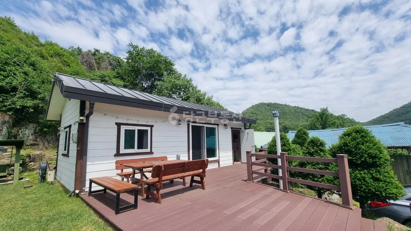 Country Home for Sale with a Yard and Garden in Mungwang-myeon, Goesan, Chungcheongbuk-do photo 9