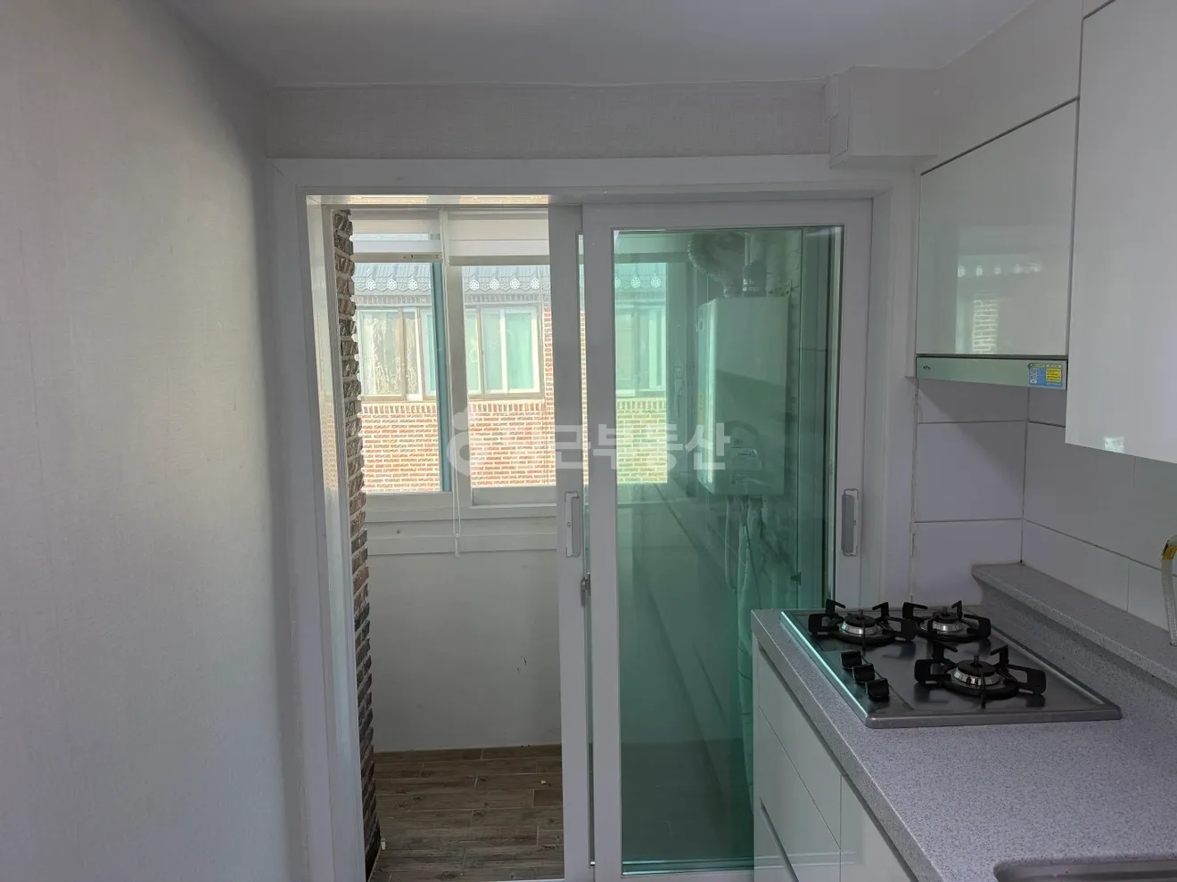 Remodeled Villa for Sale in Deogam-dong, Daedeok-gu, Daejeon, Exclusive Area 44.66㎡ photo 3