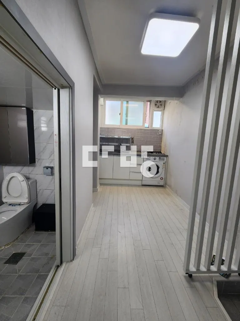 Separated Studio for Sale in Jeongja-dong, Jangan-gu, Suwon, Gyeonggi-do; Fully Renovated photo 5