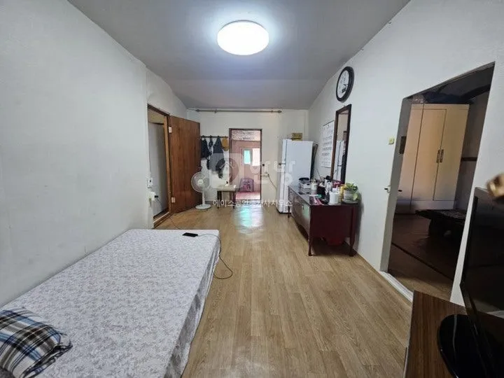 Remodeled Hanok for Sale in Sani-myeon, Haenam-gun, Jeonnam-Gwangju Integrated Special City, 1,501㎡ Lot photo 3