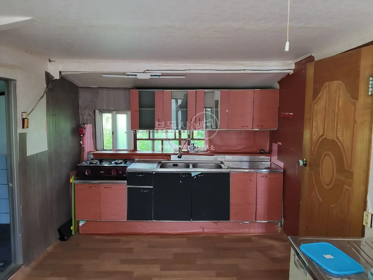 Rural Home for Sale in Gangjin, Jeonnam-Gwangju Integrated Special City, with Vegetable Garden and Two Adjacent Parcels photo 6