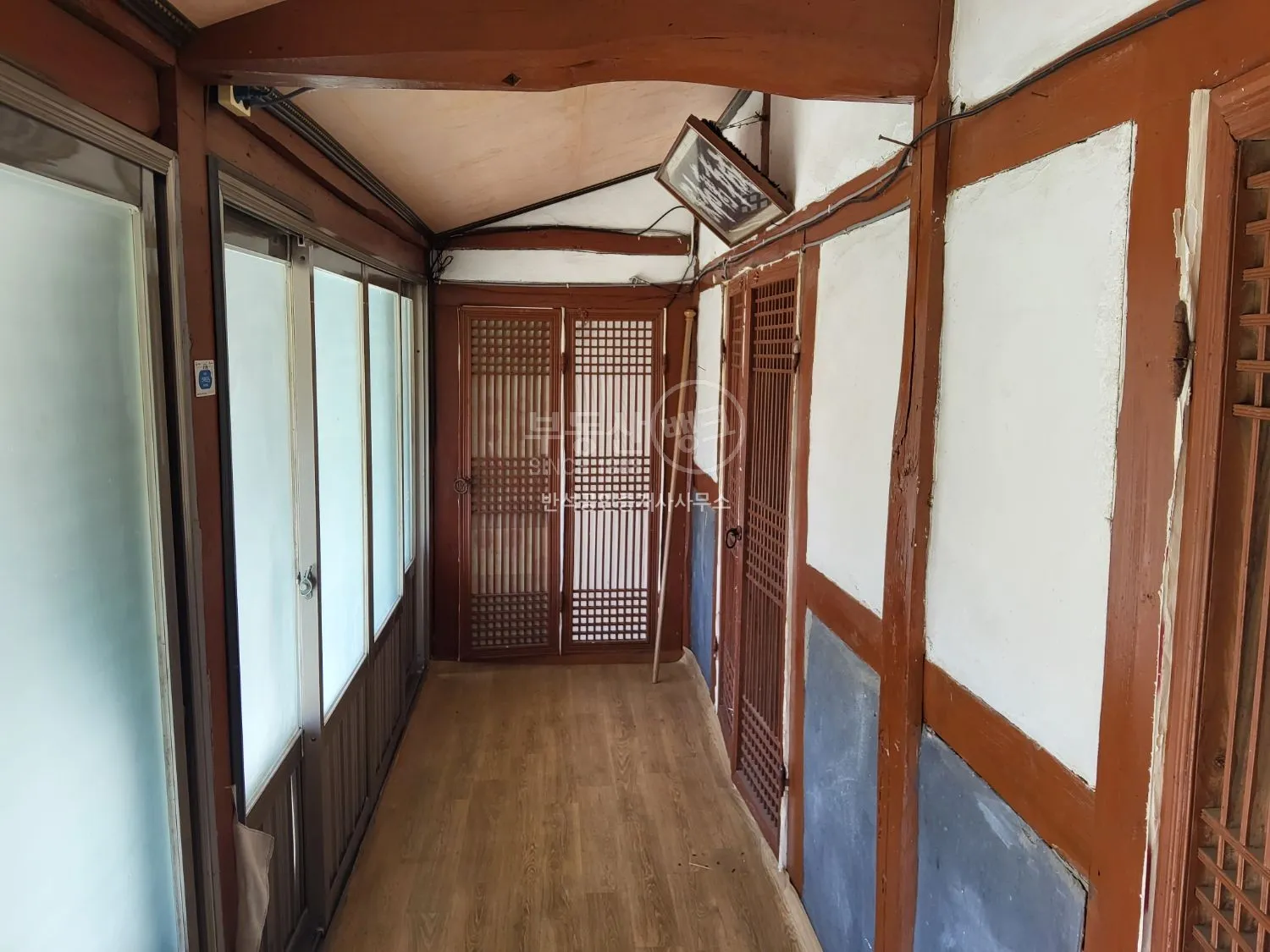 Rural Home for Sale in Gangjin, Jeonnam-Gwangju Integrated Special City, with Vegetable Garden and Two Adjacent Parcels photo 8