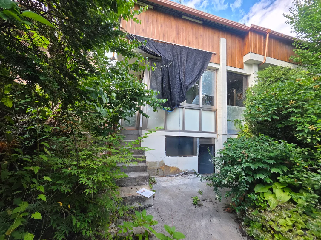 Property in a Prime Central Location in Jecheon City, for Sale at Land-Price Level photo 6