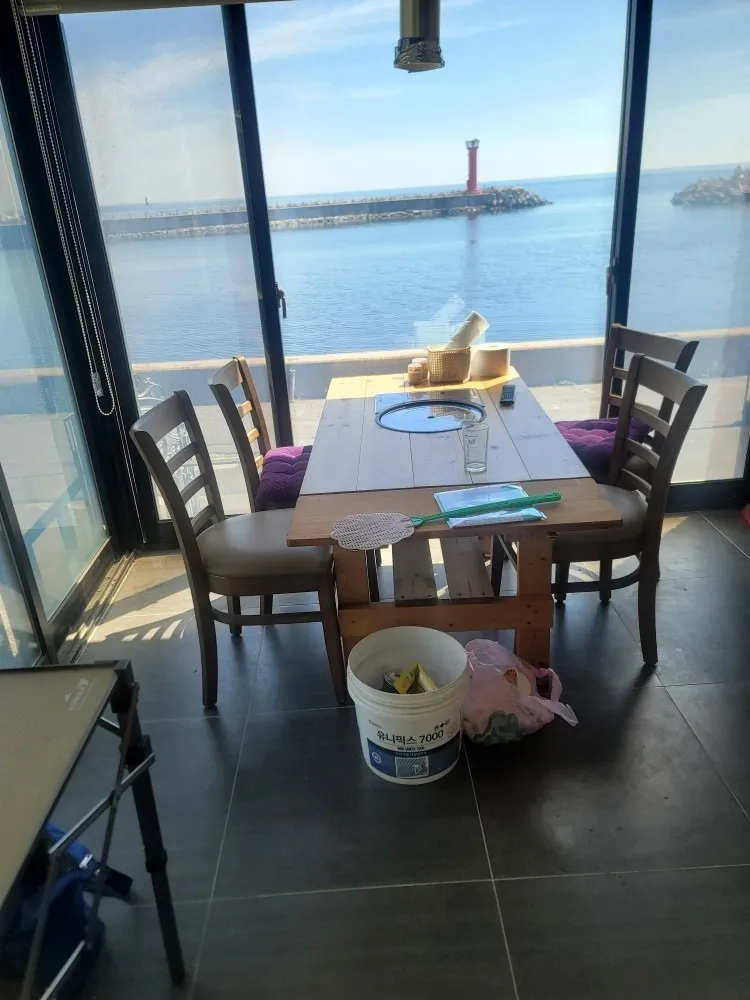 Pohang Janggi-myeon Coastal Country House for Sale, Fully Remodeled Home with Permanent Ocean View photo 10