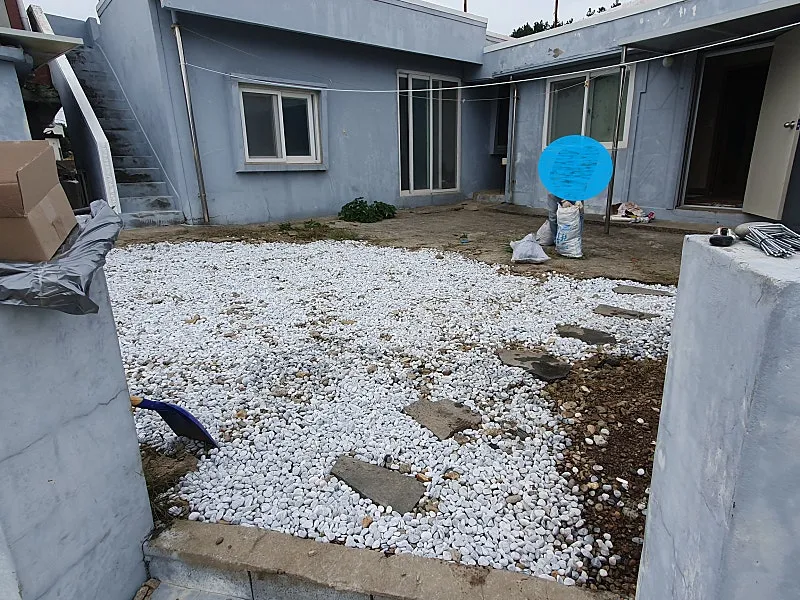 추자도 신양리 남향 시골집과 텃밭·별채 매매 사진 2