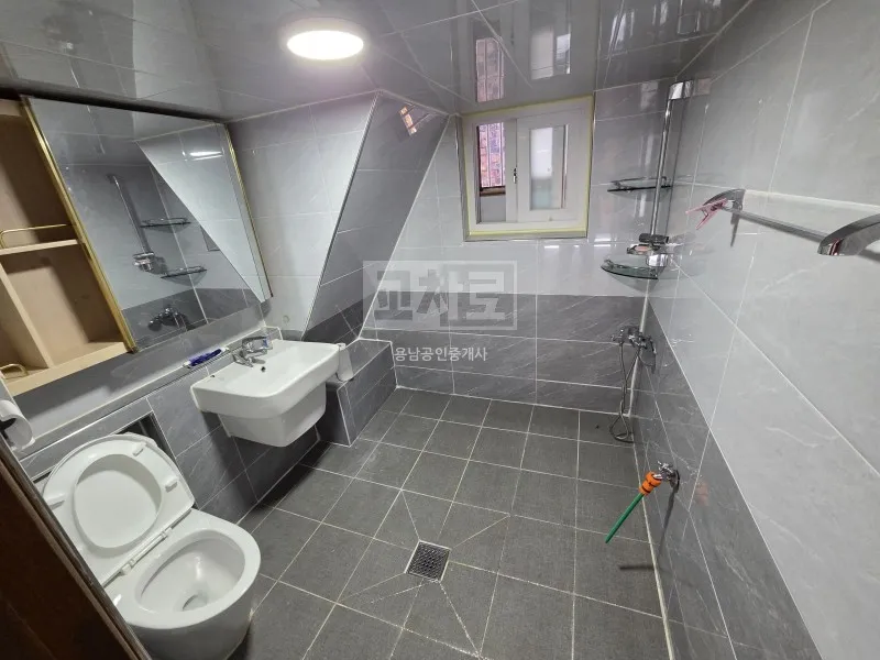Three-Bedroom Detached House for Sale in Gwangdo-myeon, Tongyeong, Gyeongsangnam-do, with a Yard and Completed Repairs photo 6