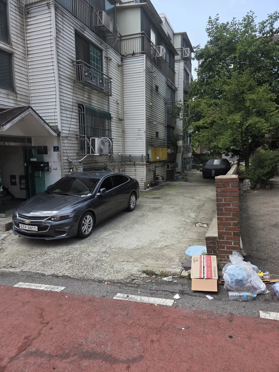Multi-Family Home for Sale in Cheonghak-dong, Yeonsu-gu, Incheon; 10-Minute Walk to Songdo Station · 7.2-Pyeong Land Share photo 2