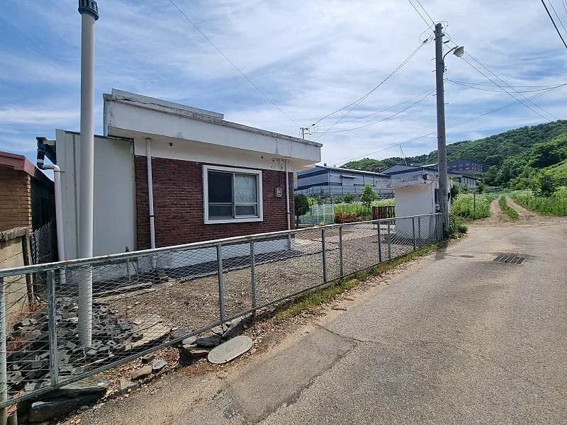 Rural House for Sale in Boksu-myeon, Geumsan-gun, Chungnam, 68 Million Won photo 3
