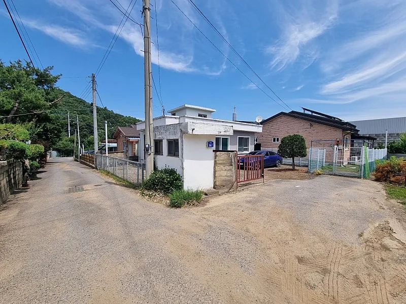 Rural House for Sale in Boksu-myeon, Geumsan-gun, Chungnam, 68 Million Won photo 2