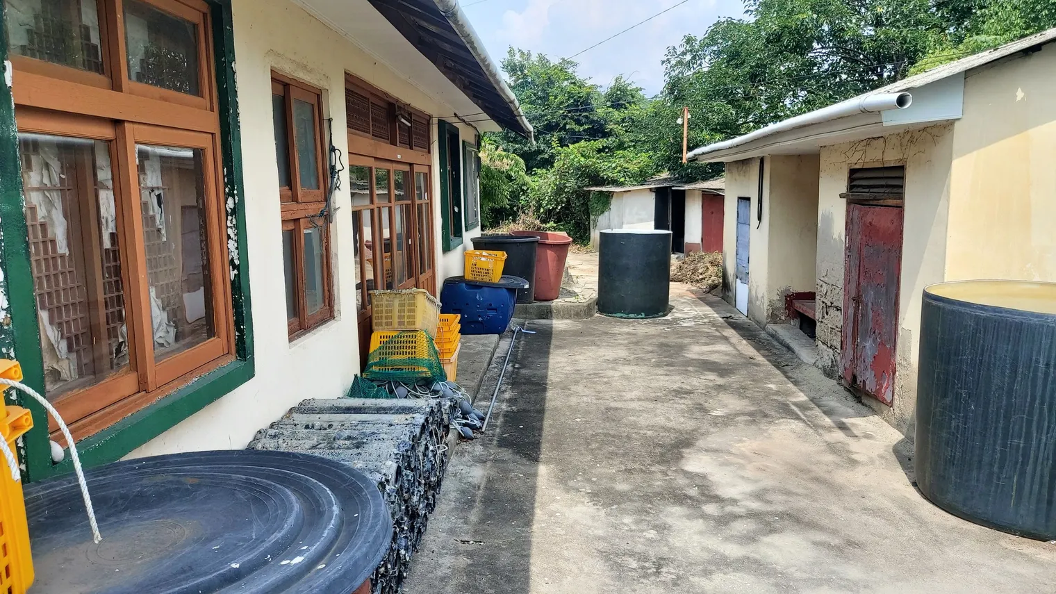Village House and Pension/Country House Lot in Changseon-myeon, Namhae-gun photo 4