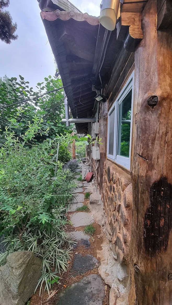 Country House for Sale in Bongnam-ri, Maseo-myeon, Seocheon-gun, Chungnam: Second Home in Nature, Ultra-Urgent Sale photo 9