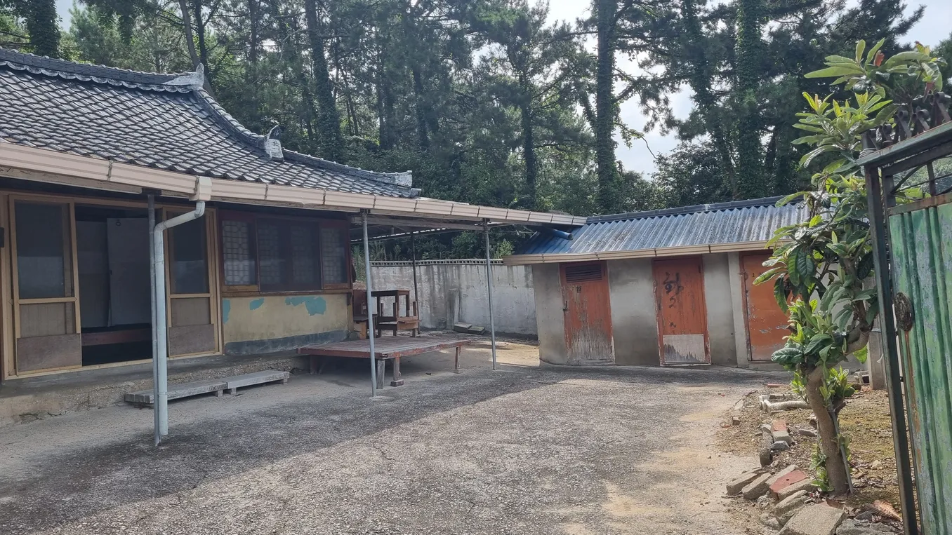 Rural House for Sale in Hwangsan-myeon, Haenam-gun, a 5-Minute Walk from the Sea photo 2
