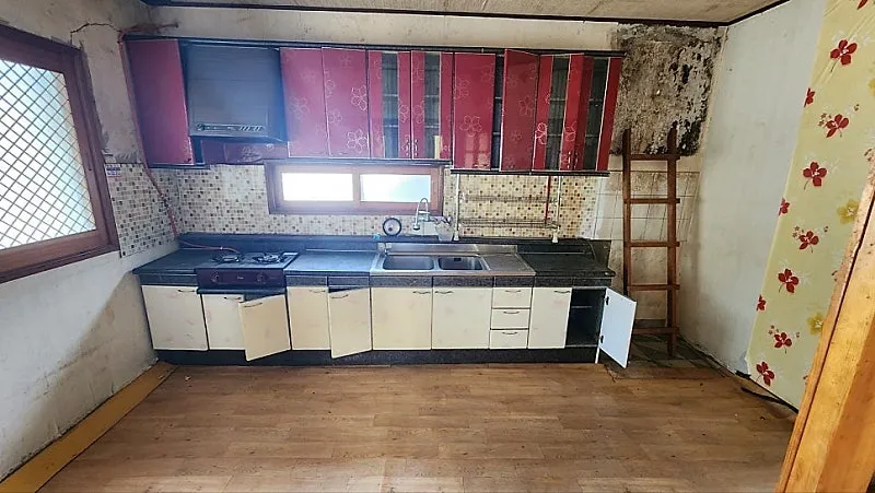 Quiet Country House for Sale Near Jinju Arboretum, 70 Million Won photo 8