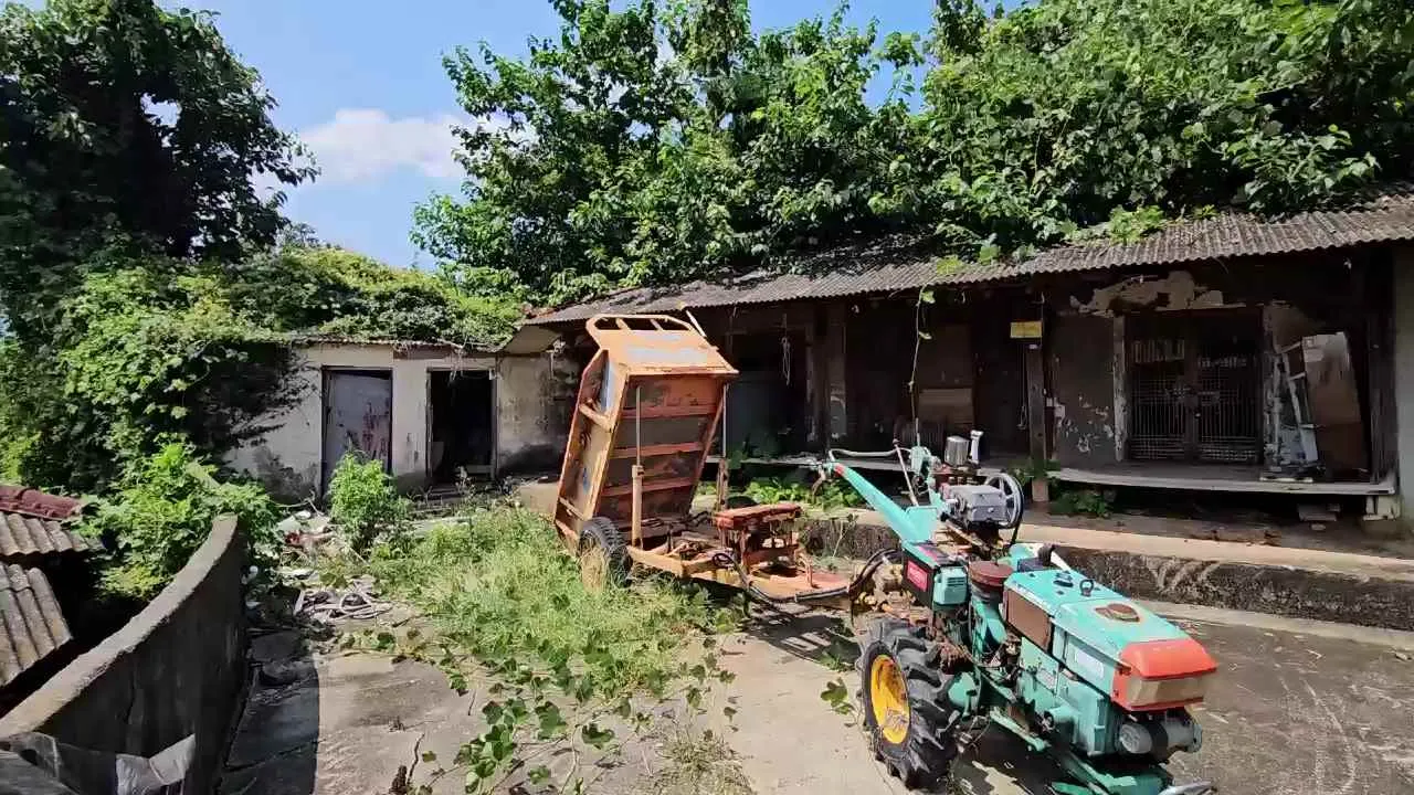 Sale of a Derelict Village House in Samdong-myeon, Namhae-gun, Land Area 205㎡ photo 2