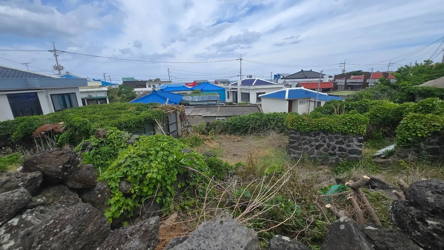 Sale of a Small Rural Home in Gwideok-ri, Hallim-eup, Jeju photo 8