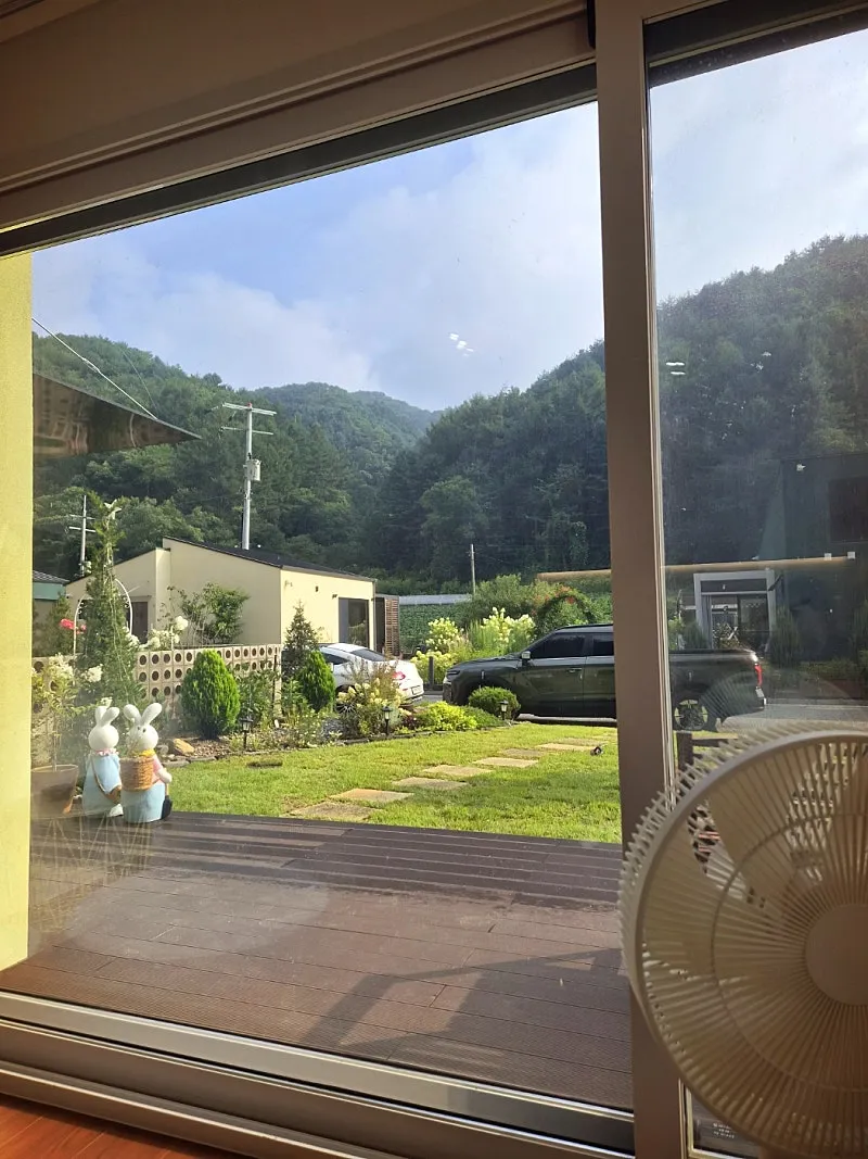 Second House for Sale Beside a Valley in Hwachon-myeon, Hongcheon photo 5
