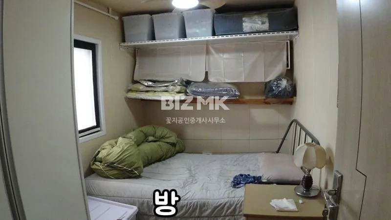 Taean Taean-eup Country House and Spacious Field for Sale with Pond and Greenhouse photo 10