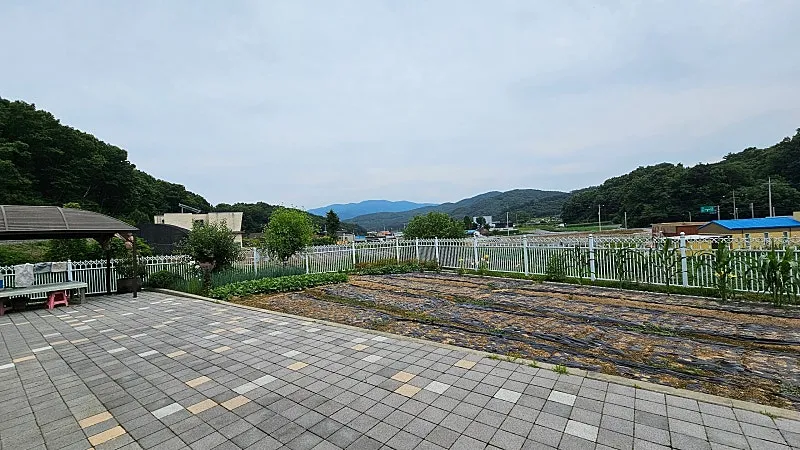 Country House for Sale with a Good View in Donghwa-ri, Songak-myeon, Asan-si, Chungcheongnam-do photo 2