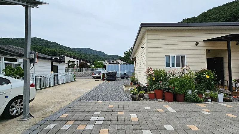 Country House for Sale with a Good View in Donghwa-ri, Songak-myeon, Asan-si, Chungcheongnam-do photo 4