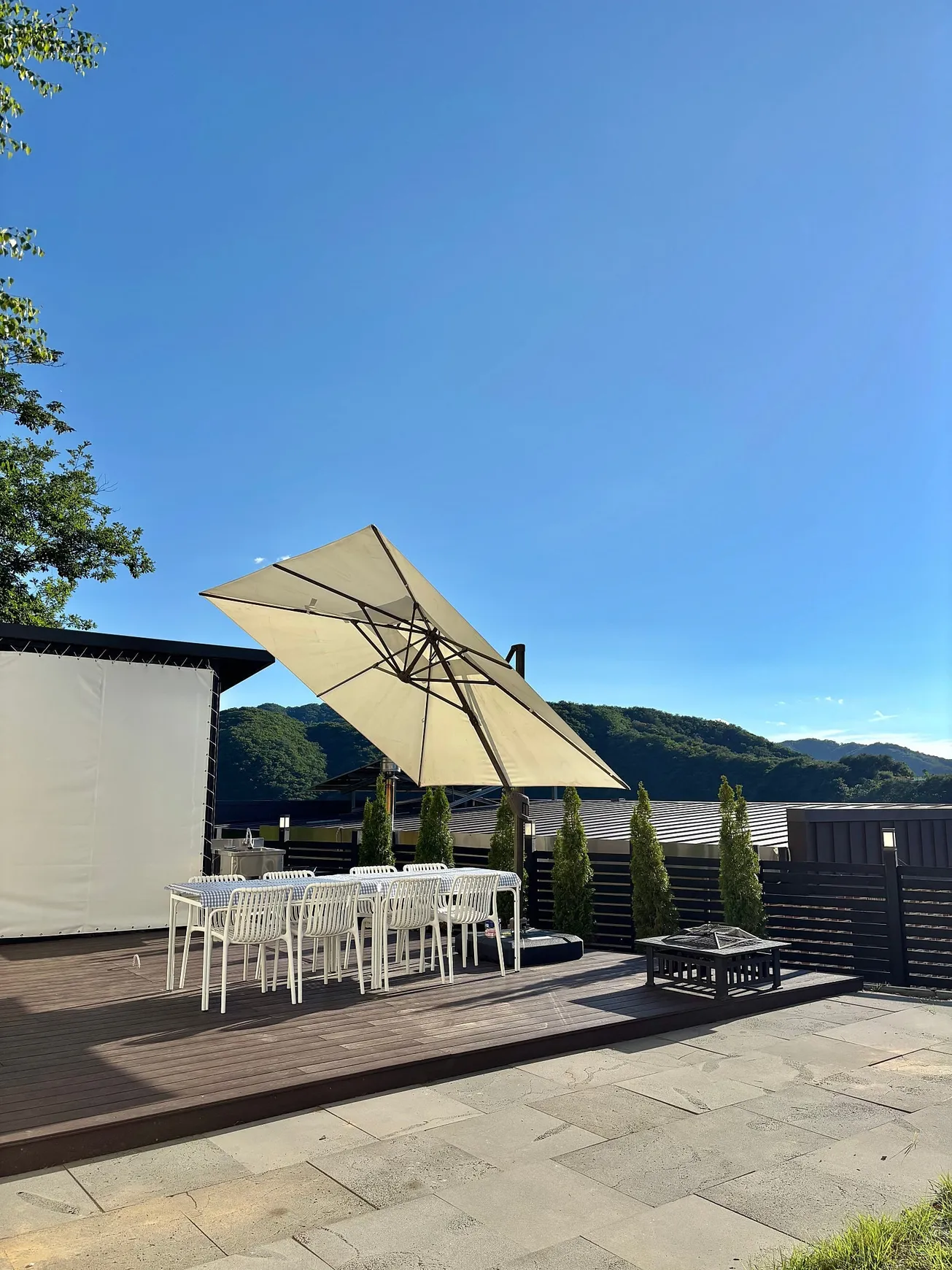 Sale of Two Private Pool Villas in Nam-myeon, Hongcheon-gun, with an Infinity Pool and Recent Remodeling photo 10
