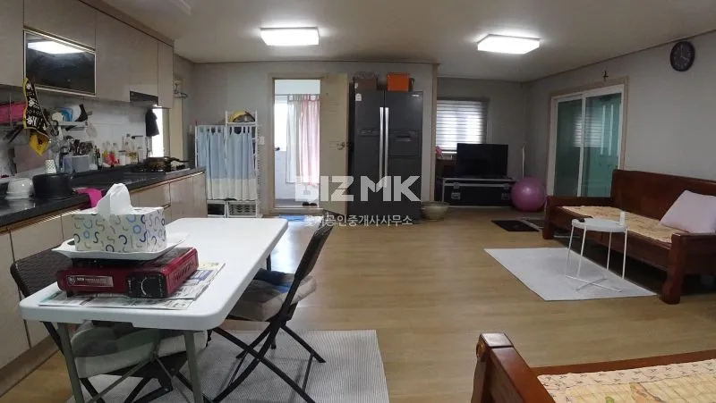 Seaside Country House Second Home for Sale in Pado-ri, Sowon-myeon, Taean photo 3