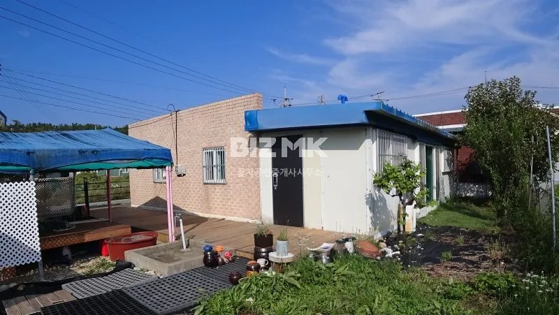 Seaside Country House Second Home for Sale in Pado-ri, Sowon-myeon, Taean photo 2